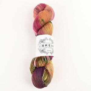 Skein Top Draw Sock Yarn 4Ply Superwash Merino Nylon 437 Yards Color Namaste